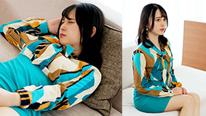 259luxu-1730 I Like Older Men...'' A Beautiful Office Lady Who Likes Older Men Is Eager To Have Sex 