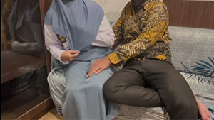 Siswi Guru Viral Tobrut